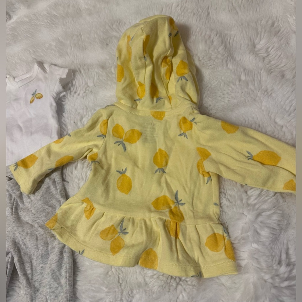 Carter’s Child of Mine Newborn Lemon Hoodie Set 3-Piece Outfit 🍋 - Picture 2 of 4